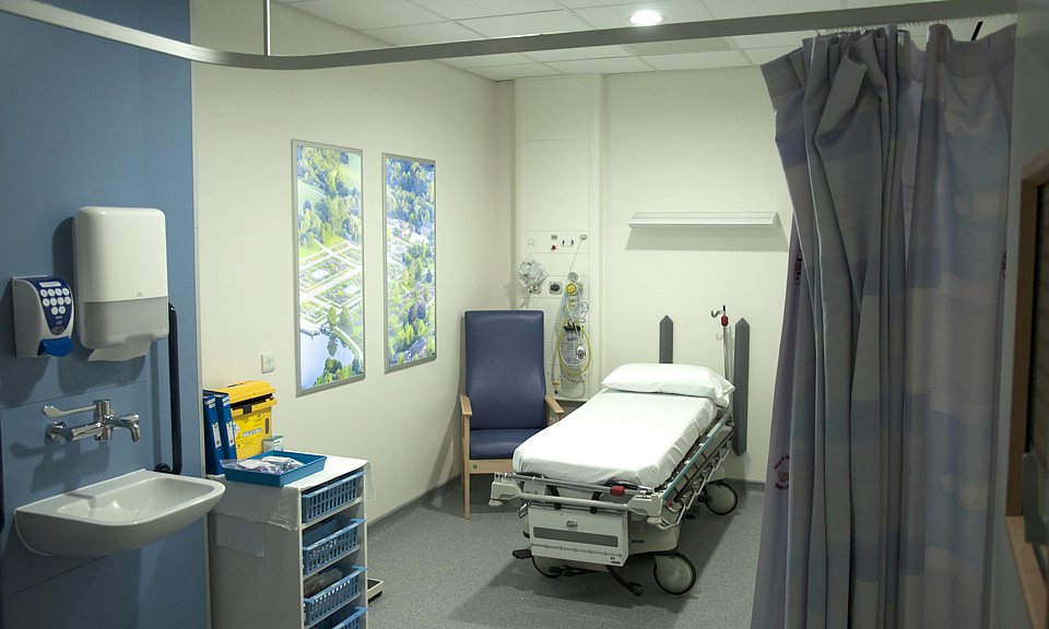 Image of Royal Stoke University Hospital, UHNM installation